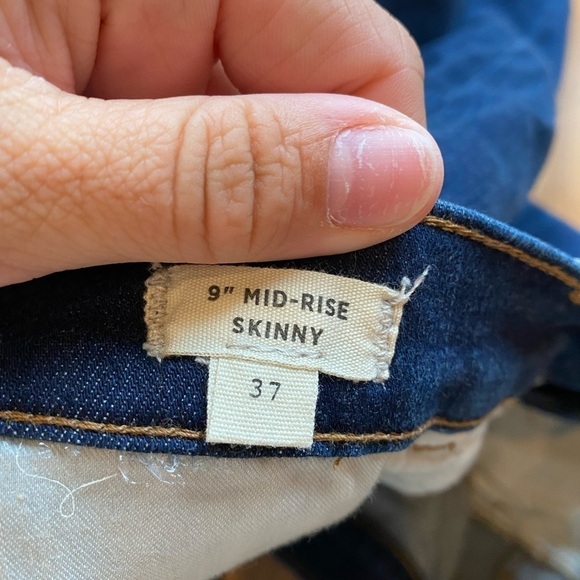 Madewell 9" Mid Rise Plus Size Skinny Jeans - Picture 8 of 11